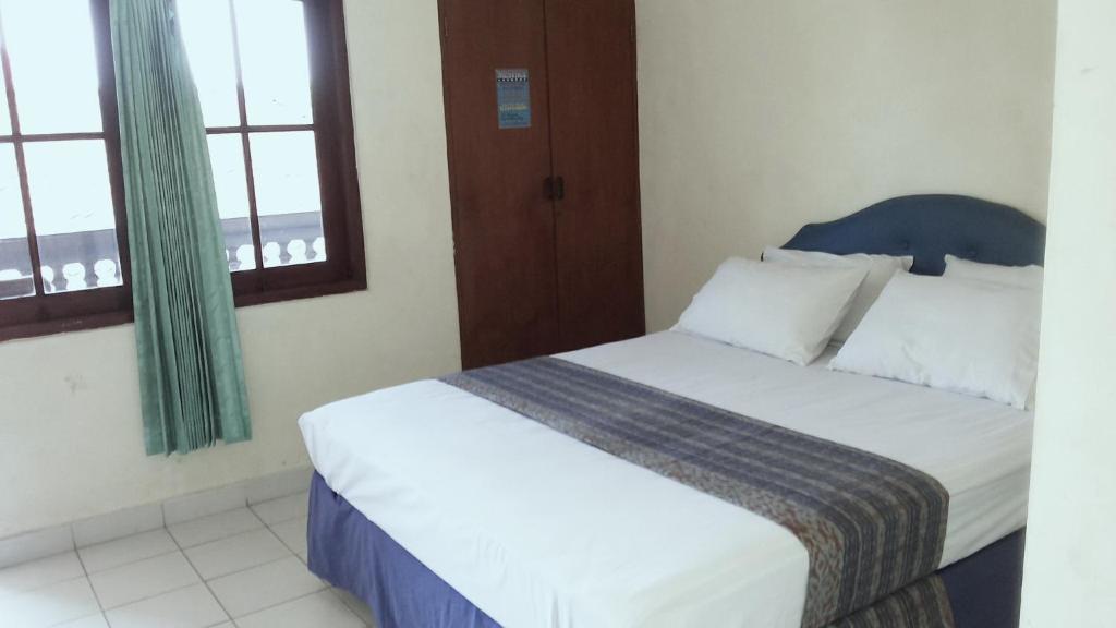 Mustika Inn Kuta  Room photo